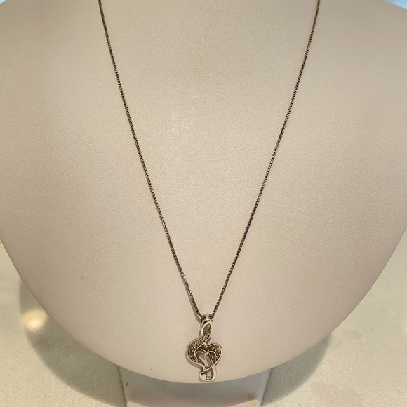 Music Note Necklace - Picture 3 of 4